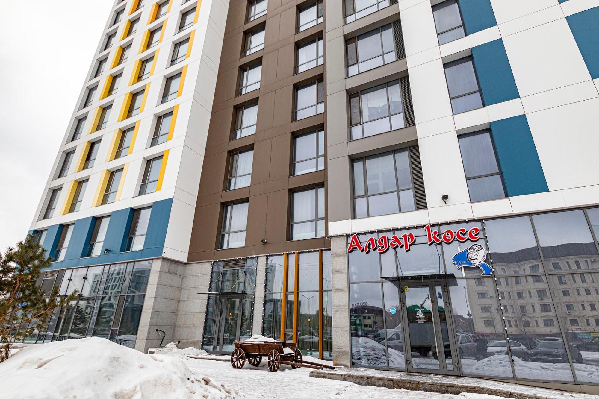 Raisson Ahotel B167 Astana Bagian luar foto